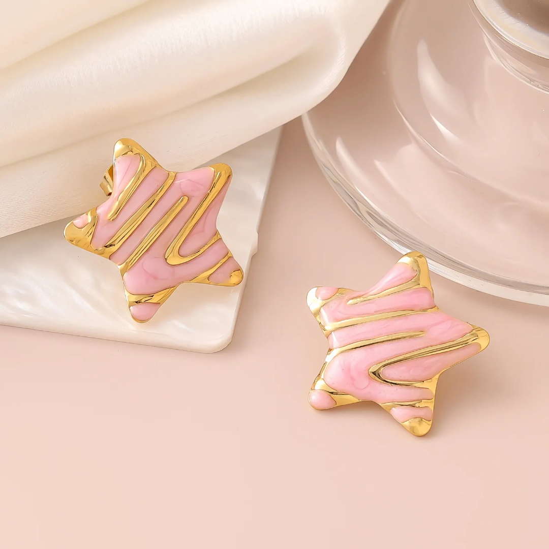 Arete estrella esmaltado