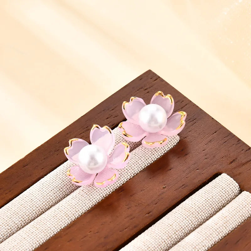 Arete diseño floral