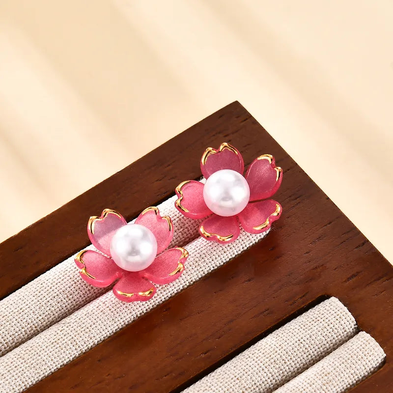 Arete diseño floral