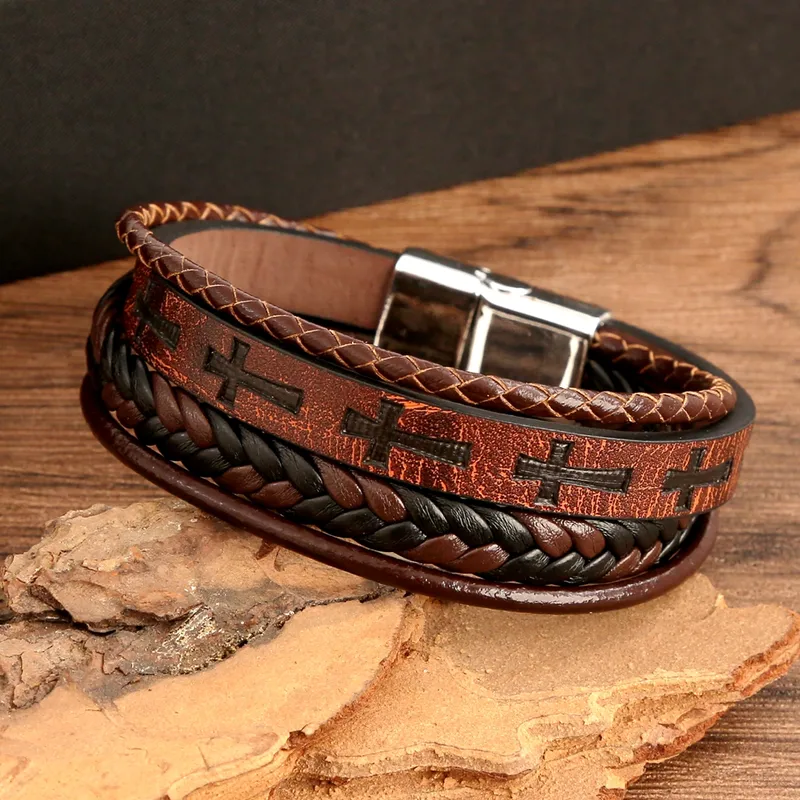 Pulsera de Cuero con cruces